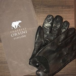 Fratelli Orsini Men’s Black Leather Gloves.